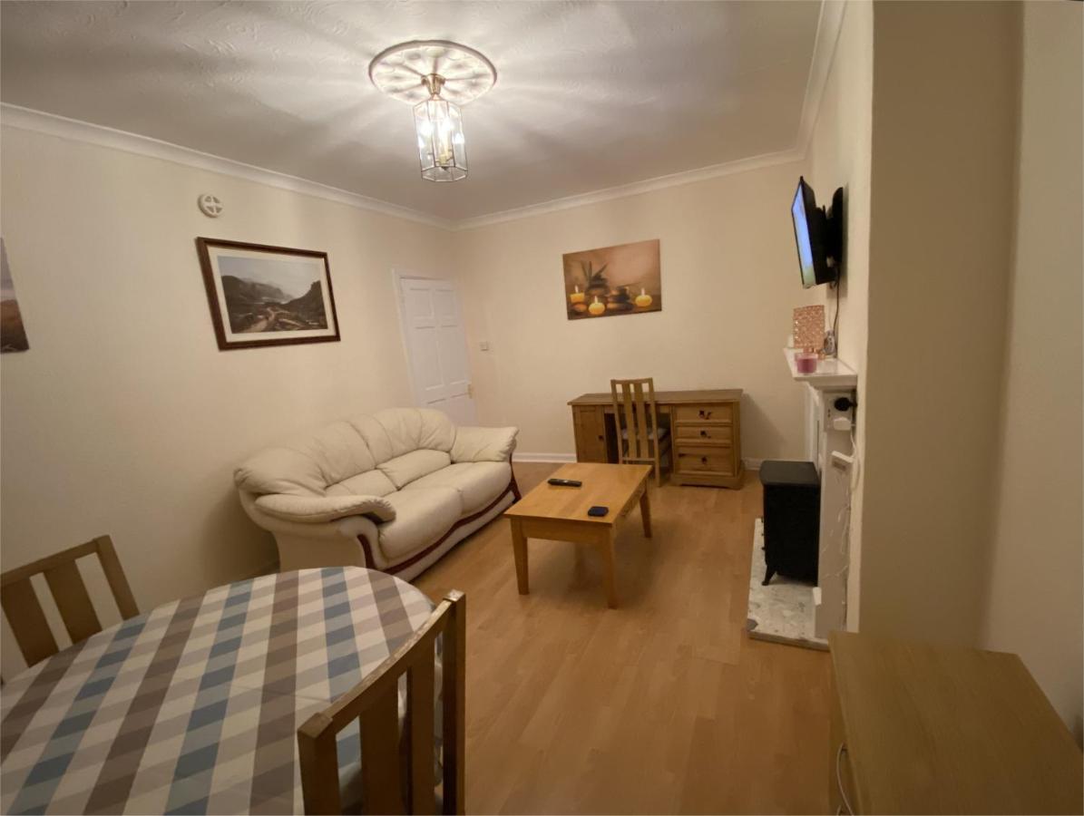 Private Lounge And Double Room 킬위닝 외부 사진
