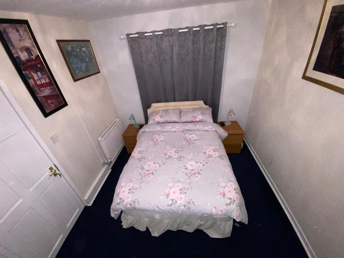 Private Lounge And Double Room 킬위닝 외부 사진
